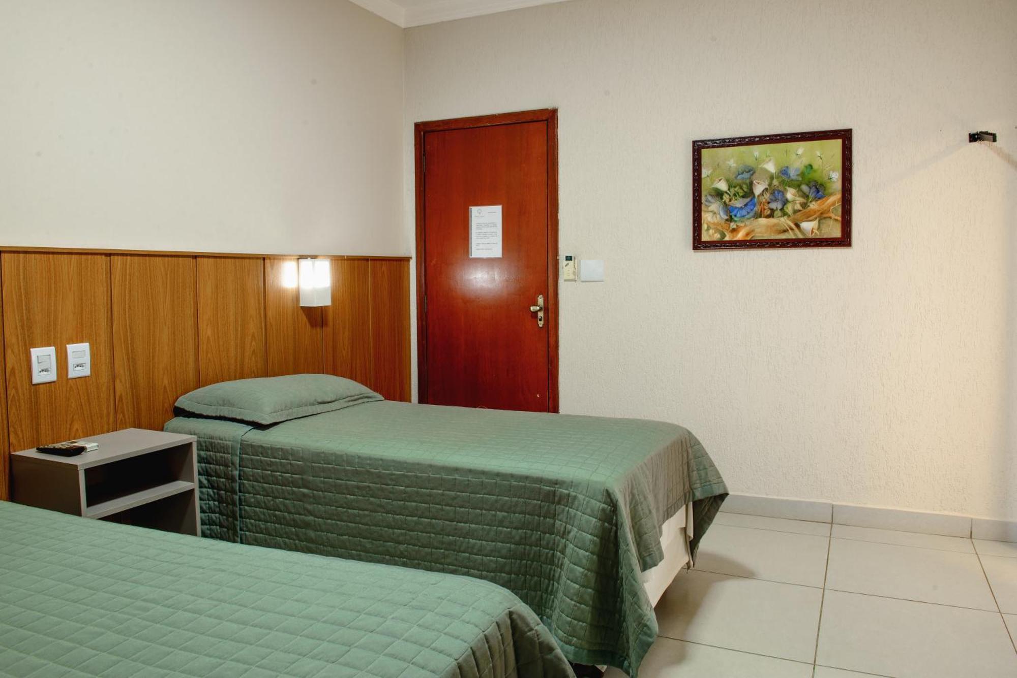 Hotel Trevo Cascavel Екстер'єр фото