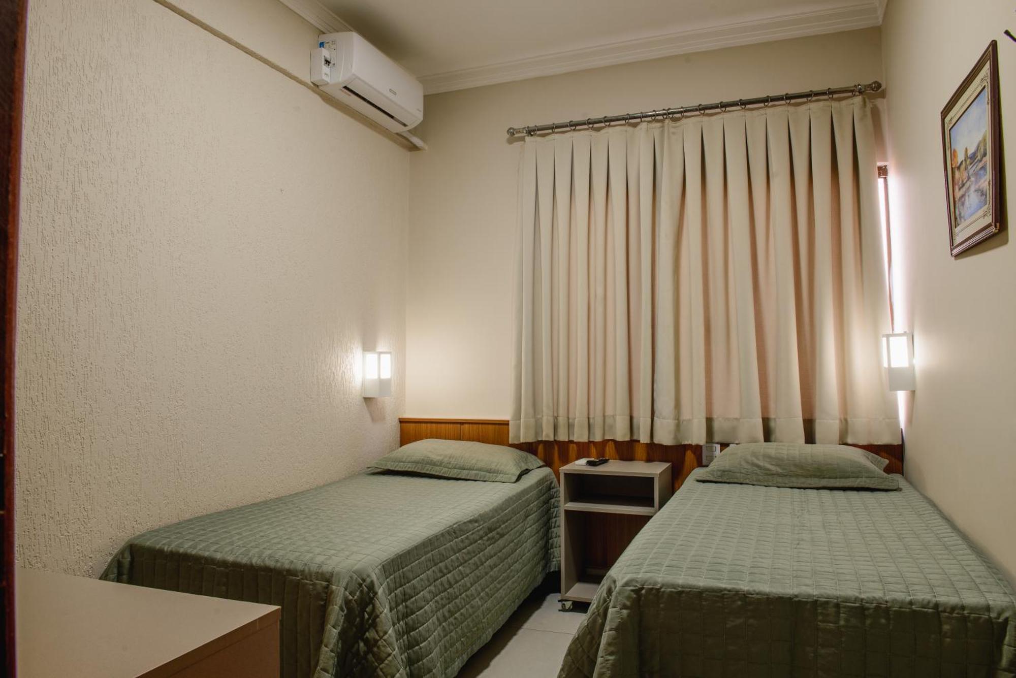 Hotel Trevo Cascavel Екстер'єр фото